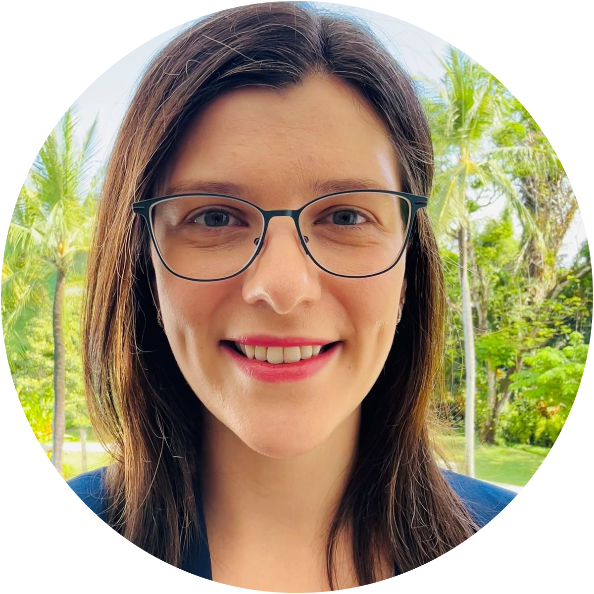 Kelly Kravchenko Headshot