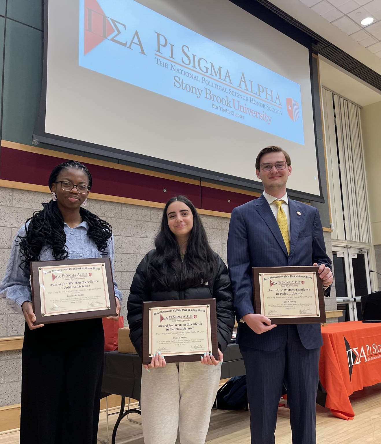 Eta Theta Wins Pi Sigma Alpha Honor Society Best Chapter Award for Third Straight Year