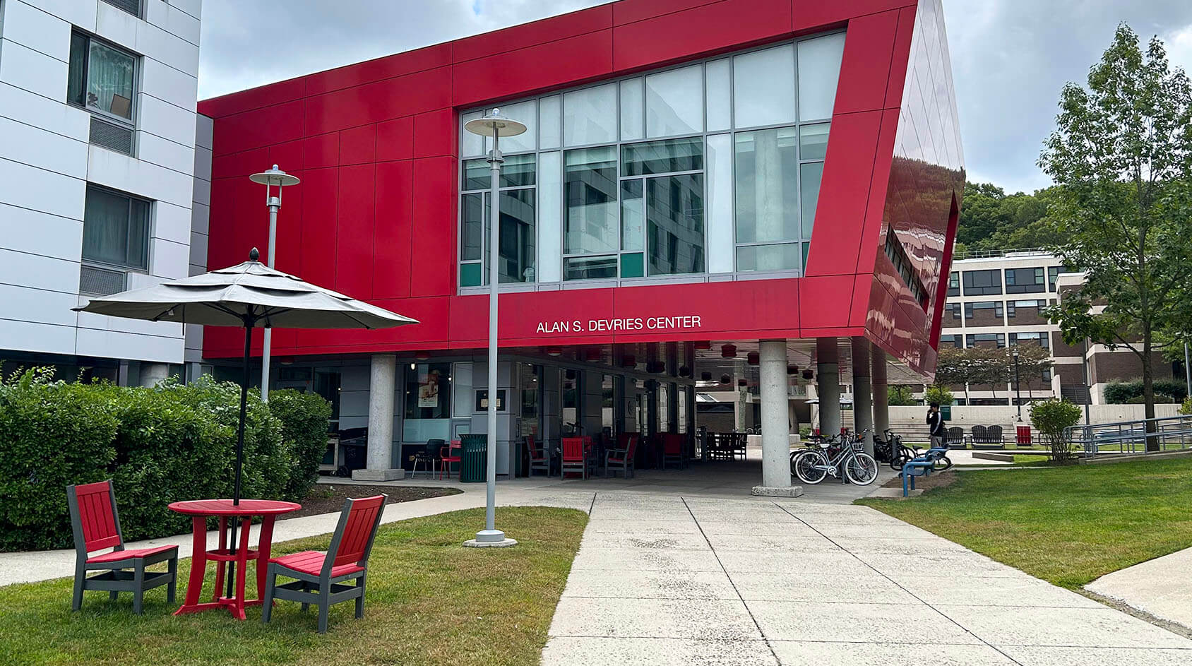 Alan S deVries Center